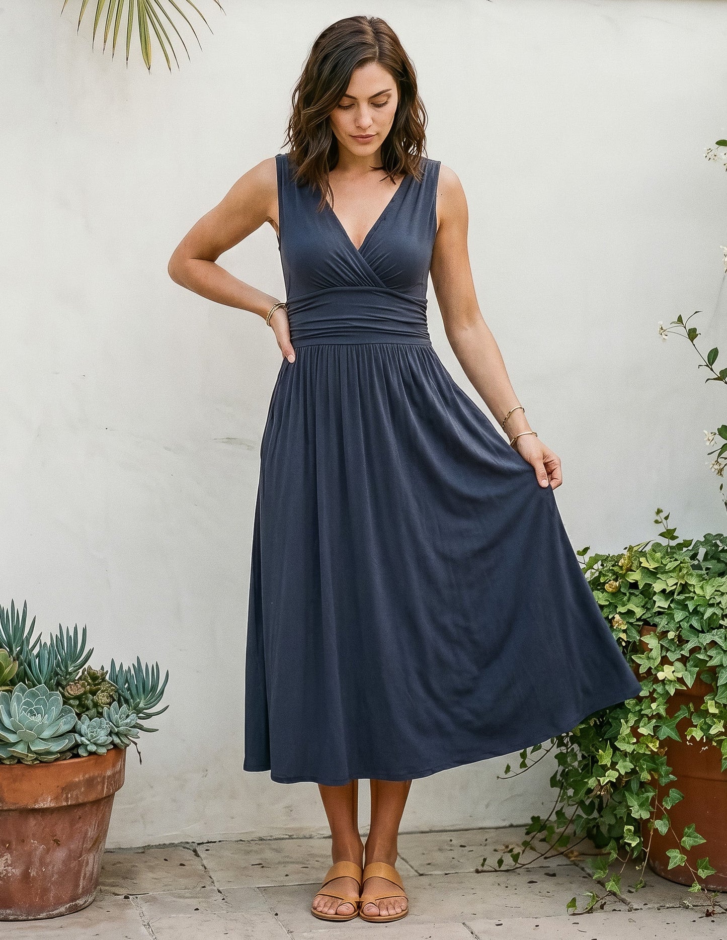Giulia Midi Dress – Sophisticated & Feminine | Effortless Dress for All Seasons