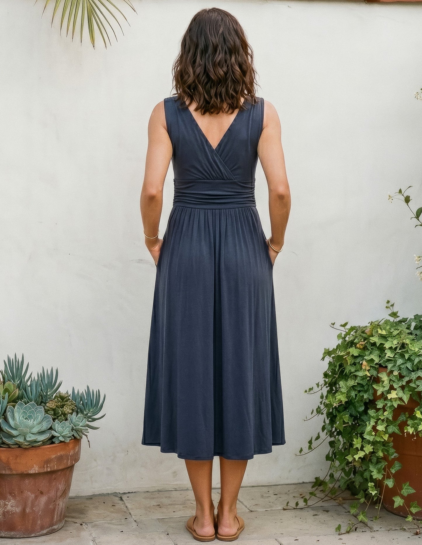 Giulia Midi Dress – Sophisticated & Feminine | Effortless Dress for All Seasons